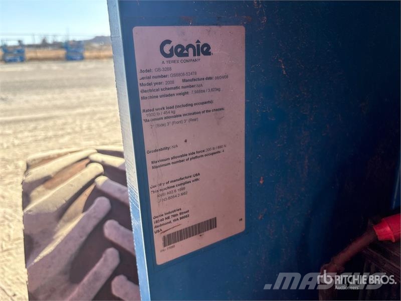Genie GS-3268 RT 4x4 Diesel Scissor Lift (Inoperable) Škaraste platforme