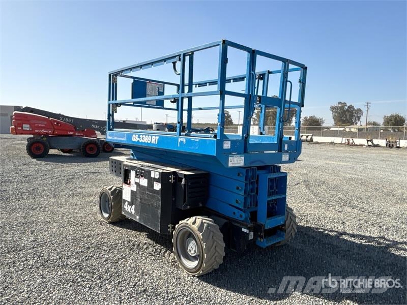 Genie GS-3369RT Ollós emelők