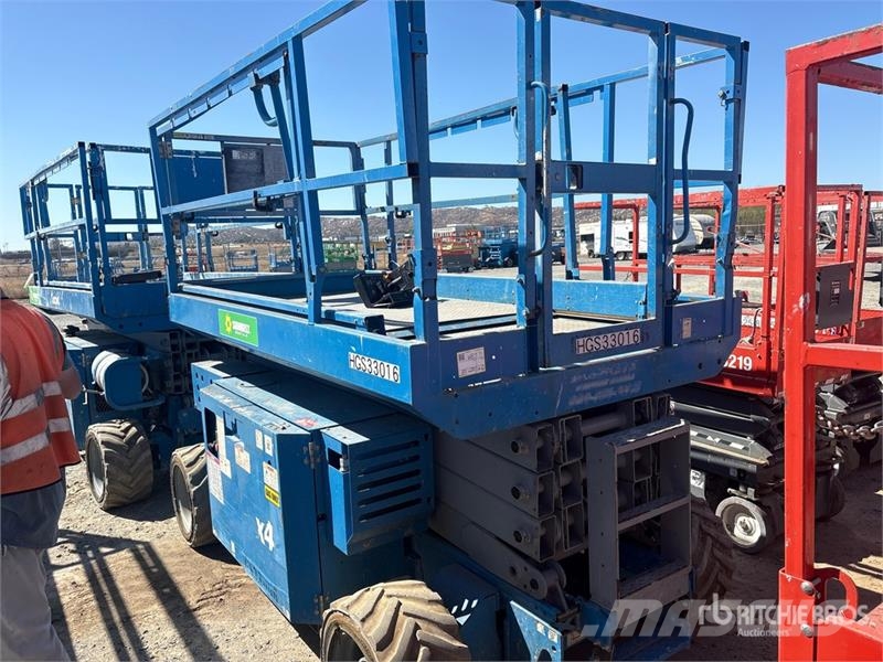 Genie GS-3369RT 剪式升降機