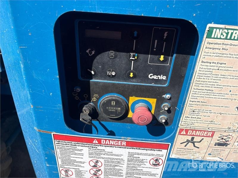 Genie GS-3369RT 剪式升降機