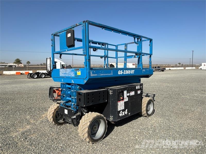 Genie GS-3369RT Ollós emelők
