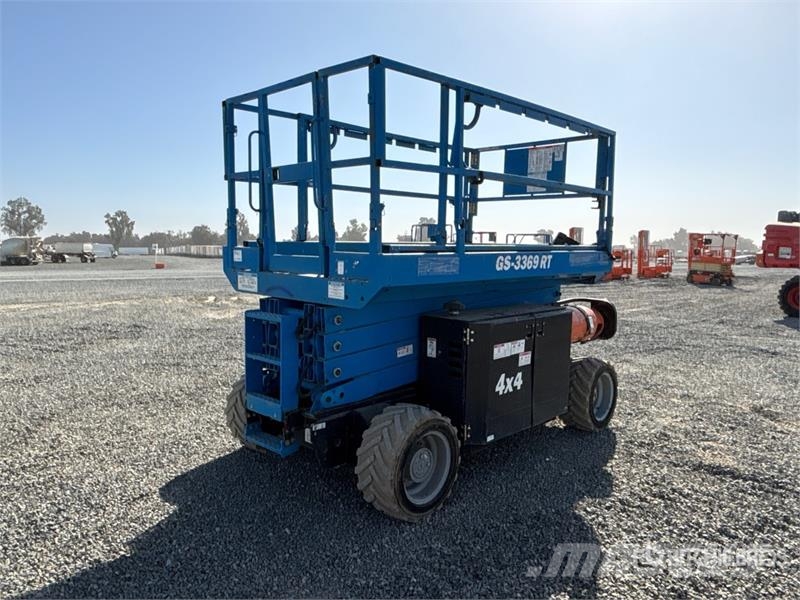 Genie GS-3369RT Ollós emelők
