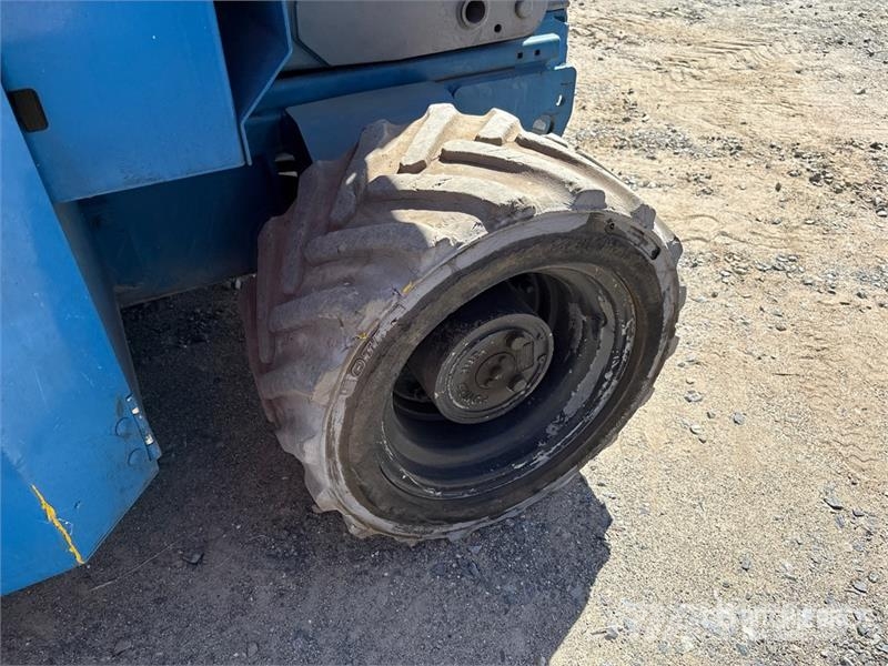 Genie GS-3369RT 剪式升降機