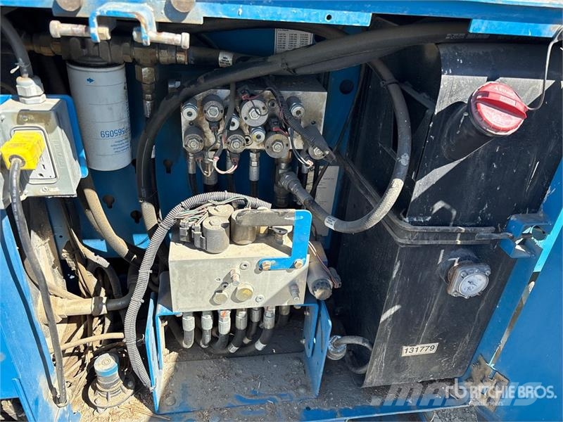 Genie GS-3369RT Scissor lifts