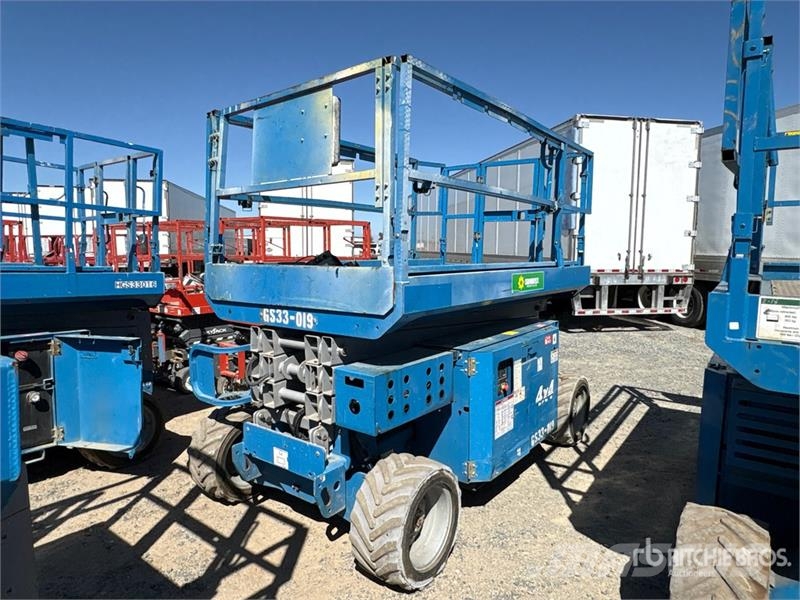 Genie GS-3369RT 剪式升降機