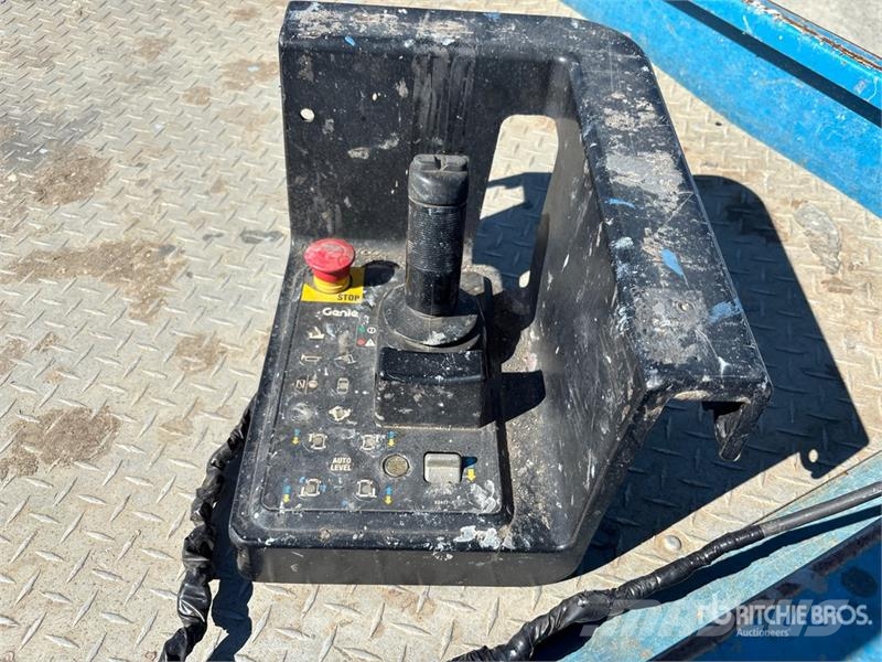 Genie GS-3369RT Scissor lifts