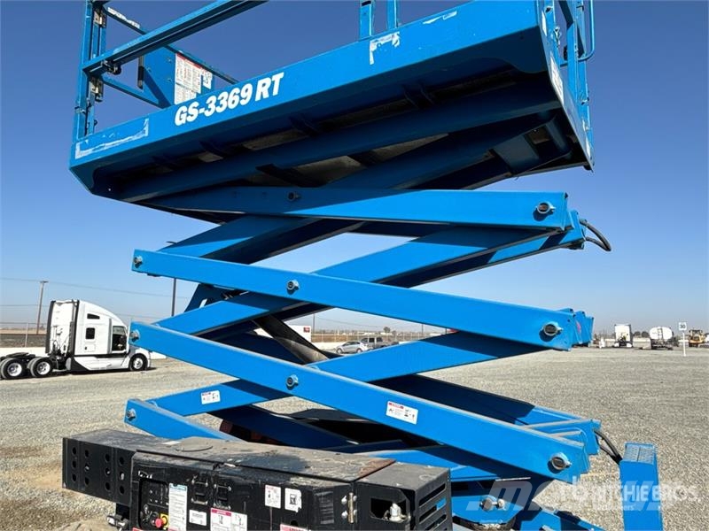 Genie GS-3369RT Ollós emelők
