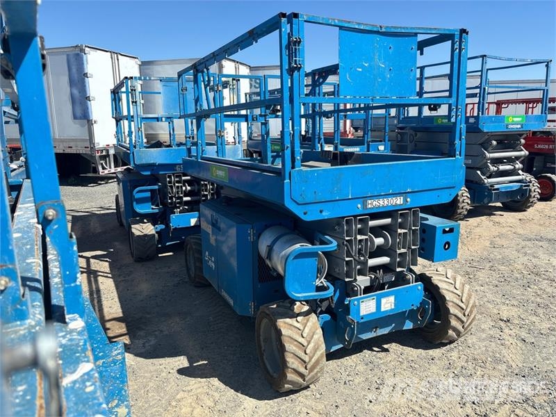 Genie GS-3369RT 剪式升降機