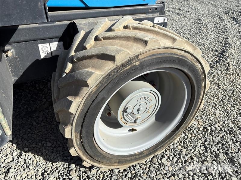 Genie GS-3369RT Ollós emelők