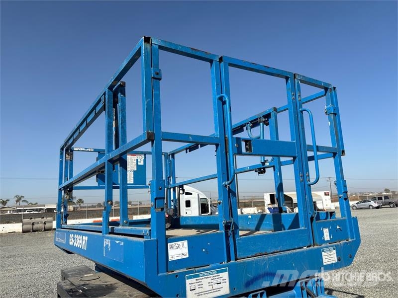 Genie GS-3369RT Ollós emelők