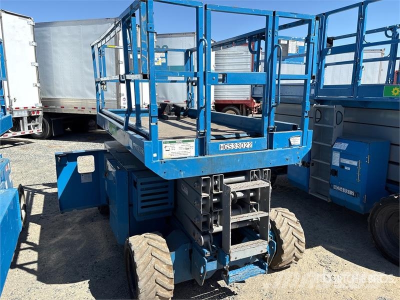 Genie GS-3369RT 剪式升降機