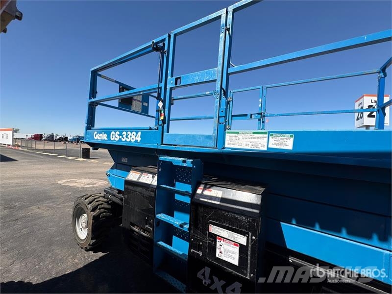 Genie GS-3384 4x4 Dual Fuel Scissor Lift Scissor lifts
