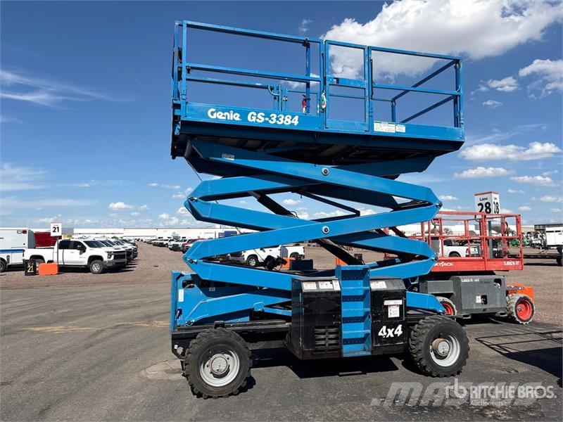 Genie GS-3384 4x4 Dual Fuel Scissor Lift Scissor lifts
