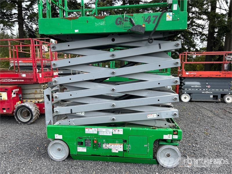 Genie GS-4047 Scissor lifts
