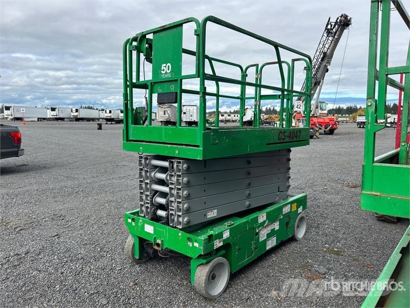 Genie GS-4047 Scissor lifts