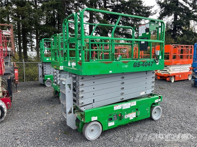 Genie GS-4047 Scissor lifts