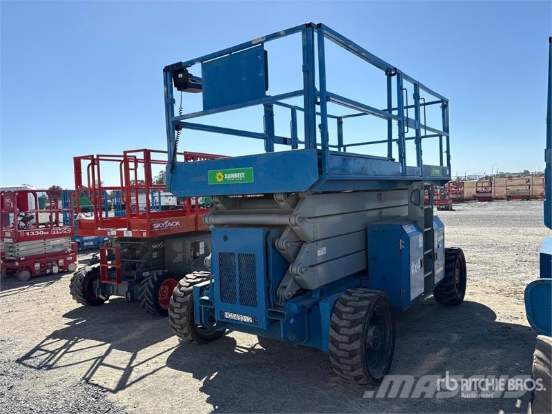 Genie GS-4390 4x4 Dual Fuel Scissor Lift Plataformas tijera