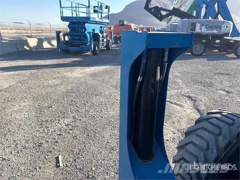 Genie GS-5390 RT 4x4 Dual Fuel Scissor Lift Škarjaste dvižne ploščadi