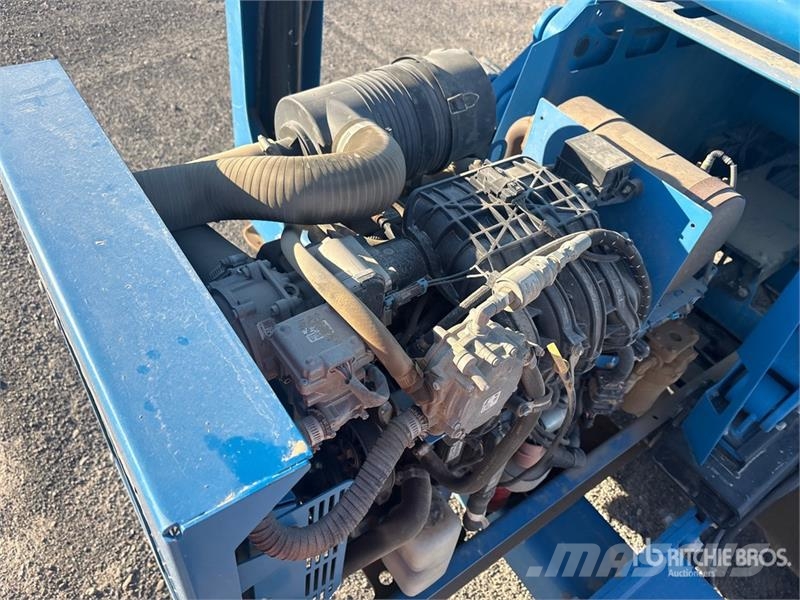 Genie GS-5390 RT 4x4 Dual Fuel Scissor Lift Škarjaste dvižne ploščadi