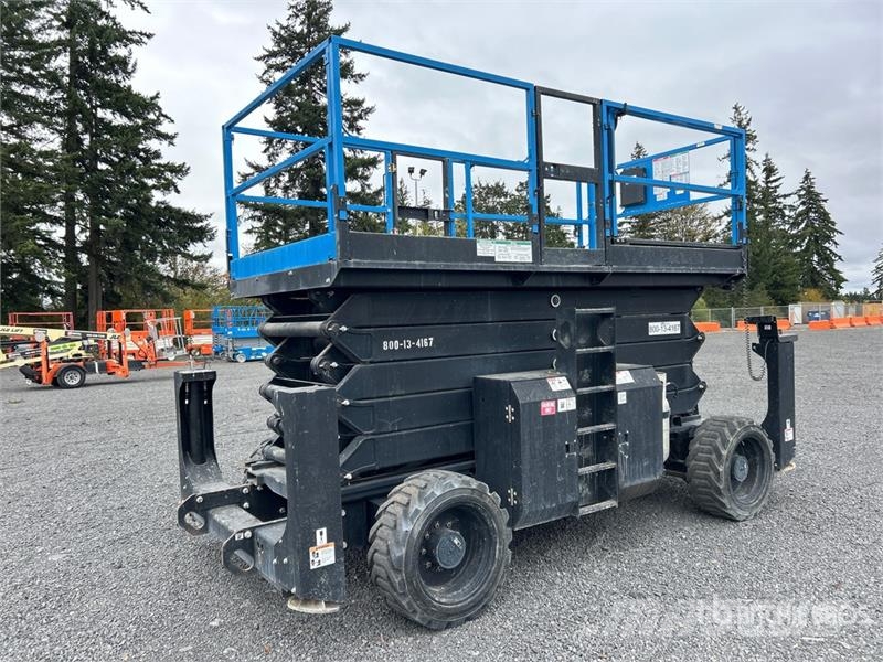 Genie GS-5390RT 4x4 Dual Fuel Scissor Lift Šķerveida pacēlāji