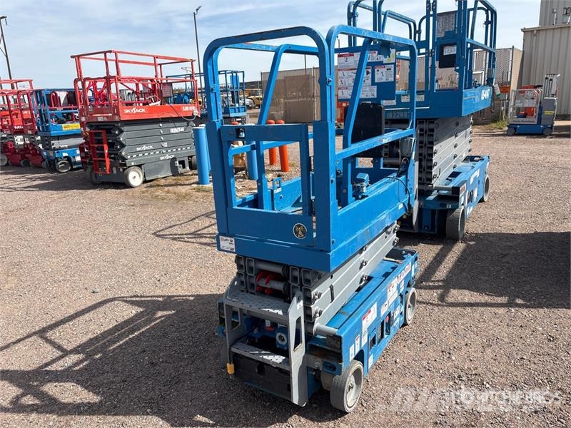 Genie GS1330M Electric Scissor Lift Ollós emelők