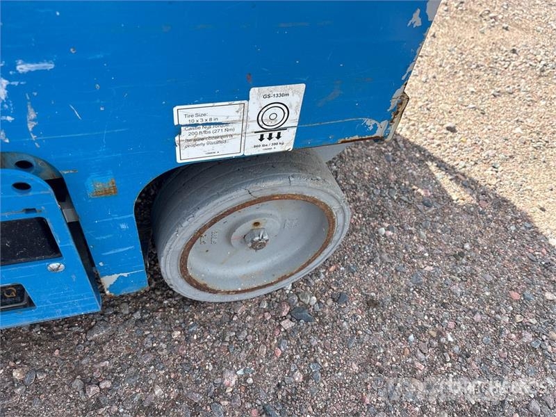 Genie GS1330M Electric Scissor Lift Ollós emelők