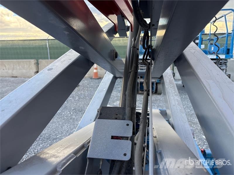 Genie GS1930 Electric Scissor Lift Scissor lifts
