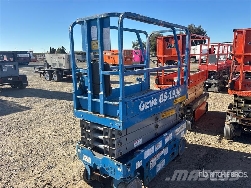 Genie GS1930 Electric Scissor Lift رافعات مقصية الشكل