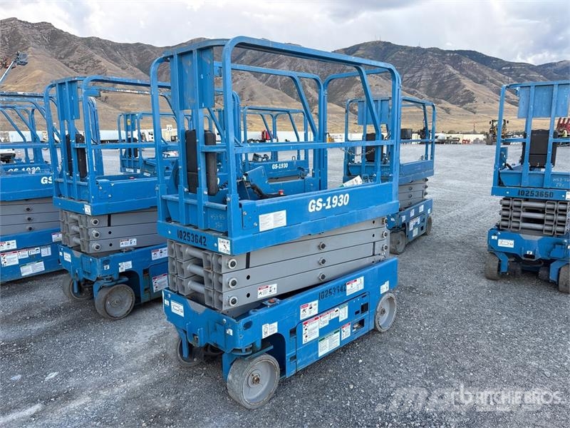 Genie GS1930 Electric Scissor Lift Scissor lifts
