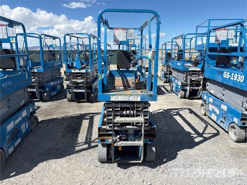 Genie GS1930 Electric Scissor Lift Škarjaste dvižne ploščadi