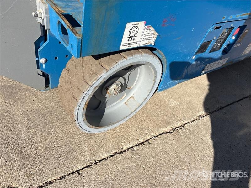 Genie GS2632 Electric Scissor Lift 剪叉式升降机