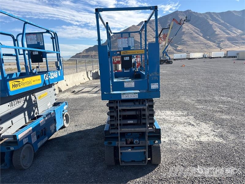 Genie GS2632 Electric Scissor Lift Škarjaste dvižne ploščadi