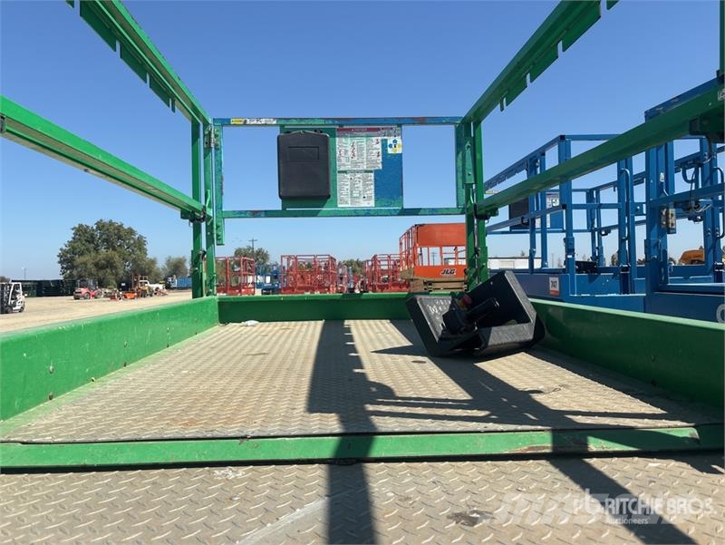 Genie GS2669RT 4x4 Dual Fuel Scissor Lift Sakselifter