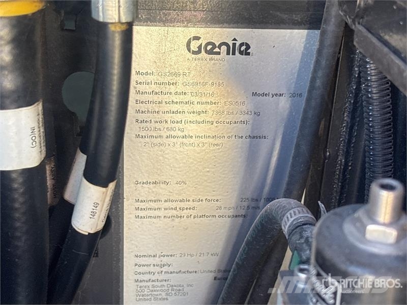 Genie GS2669RT Dual Fuel Scissor Lift Škarjaste dvižne ploščadi