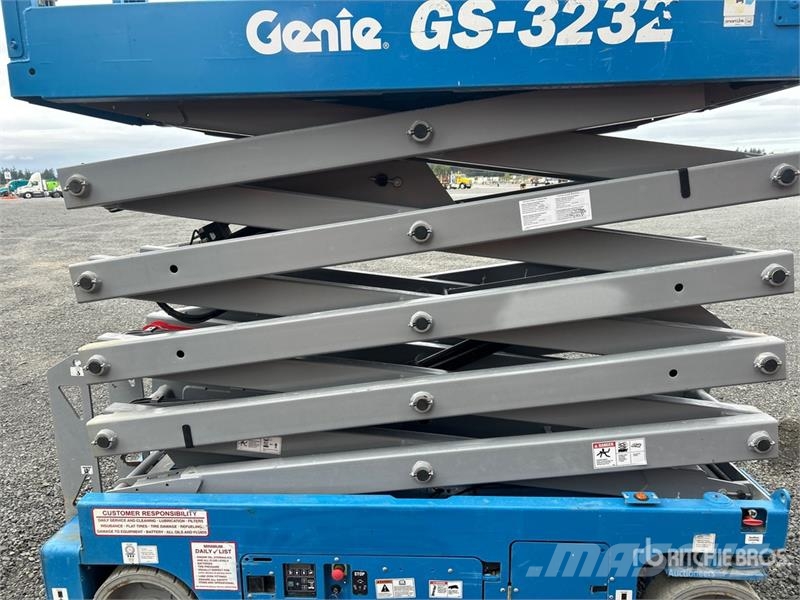 Genie GS3232 Electric Scissor Lift Käärtõstukid