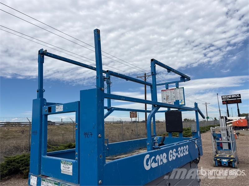 Genie GS3232 Electric Scissor Lift Piattaforme a pantografo