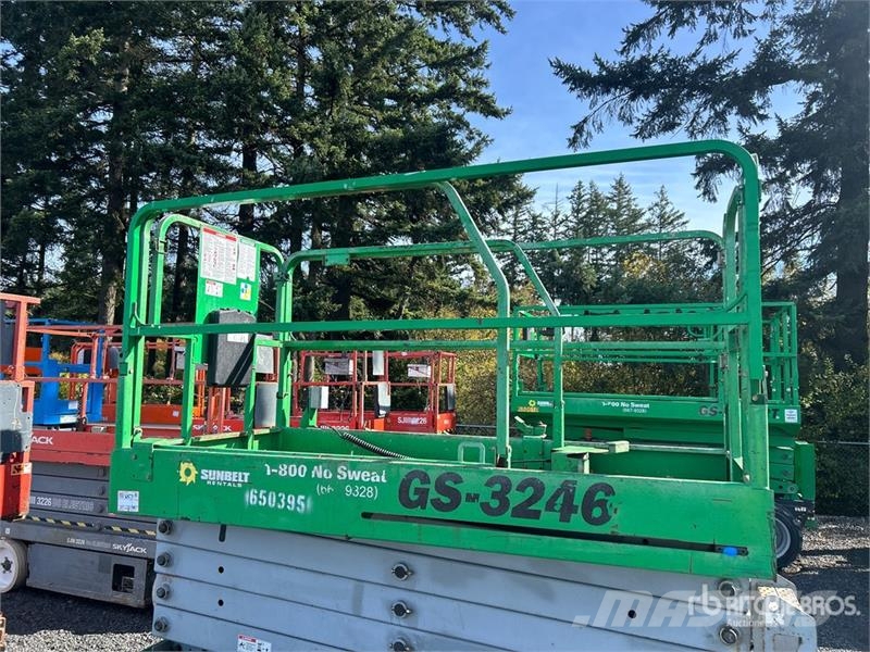 Genie GS3246 Electric Scissor Lift Scissor lifts