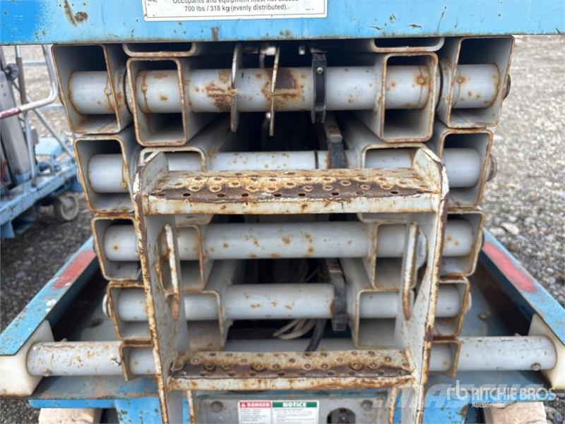 Genie GS3246 Electric Scissor Lift シザースリフト