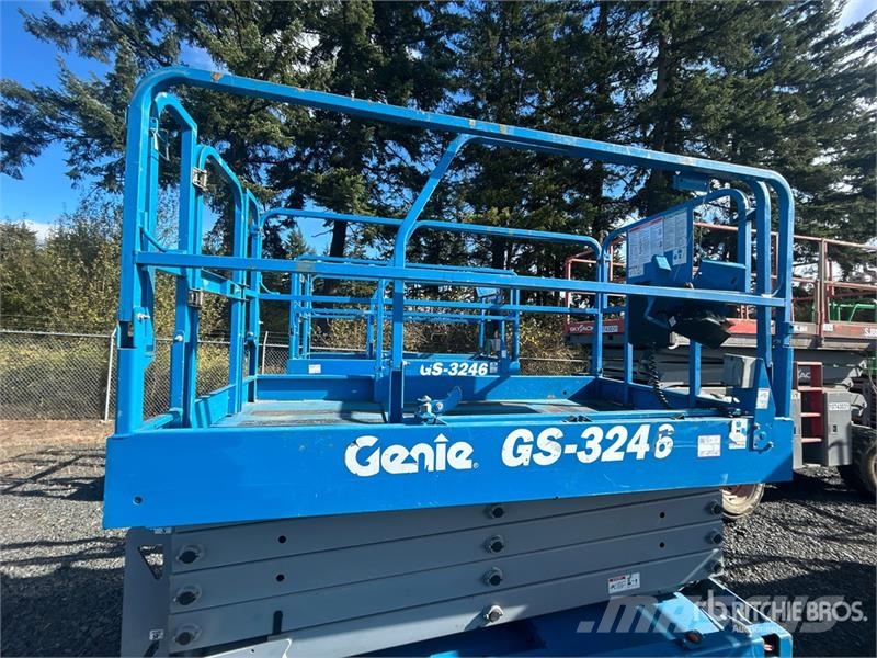 Genie GS3246 Electric Scissor Lift Scissor lifts