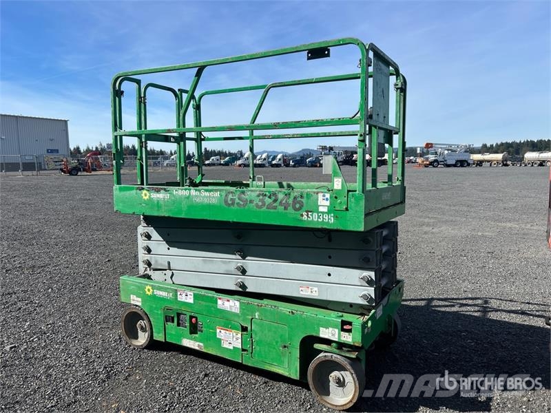 Genie GS3246 Electric Scissor Lift Scissor lifts