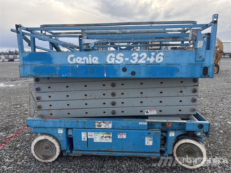 Genie GS3246 Electric Scissor Lift シザースリフト