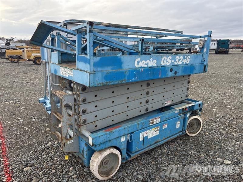 Genie GS3246 Electric Scissor Lift シザースリフト
