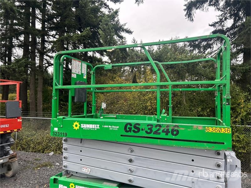 Genie GS3246 Electric Scissor Lift Šķerveida pacēlāji