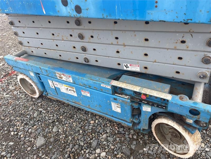 Genie GS3246 Electric Scissor Lift シザースリフト