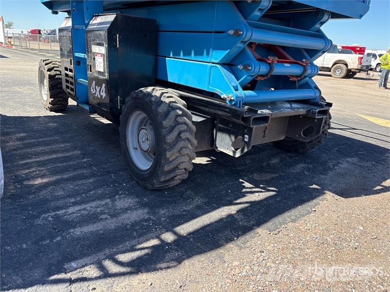Genie GS3384RT 4x4 Dual Fuel Scissor Lift Scissor lifts