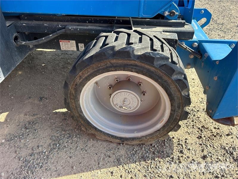 Genie GS4390 4x4 Diesel Scissor Lift Ollós emelők