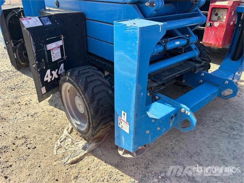Genie GS4390 4x4 Diesel Scissor Lift Ollós emelők