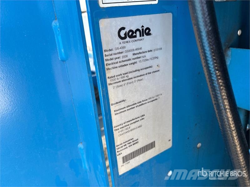 Genie GS4390RT 4x4 Dual Fuel Scissor Lift 剪式升降機