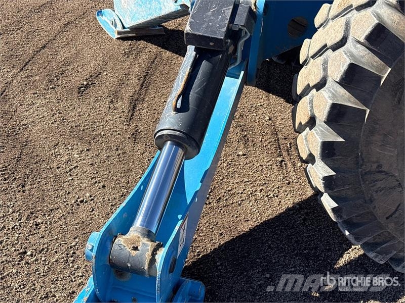 Genie GTH-1256 Telehandler 텔러 핸들러