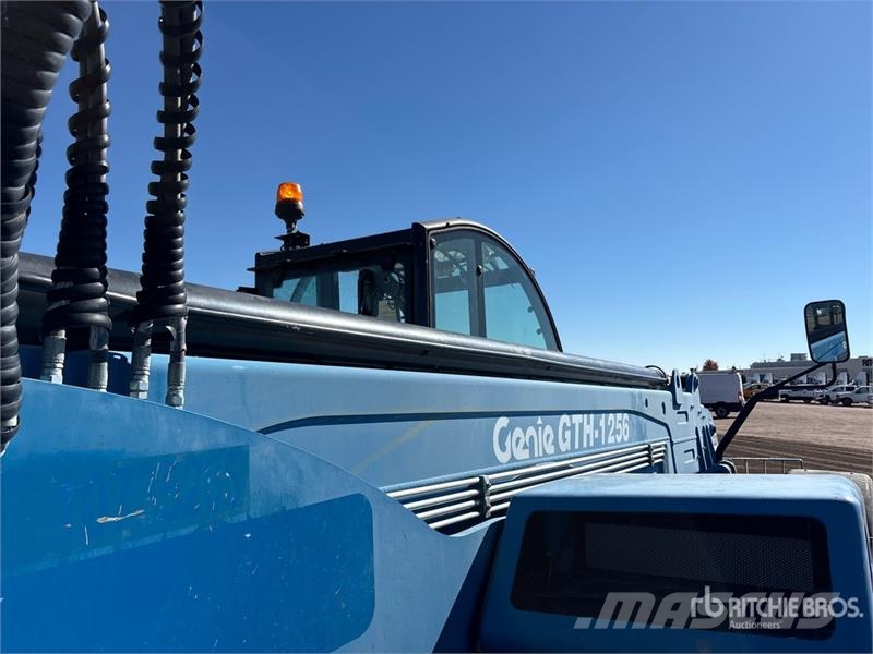 Genie GTH-1256 Telehandler 텔러 핸들러